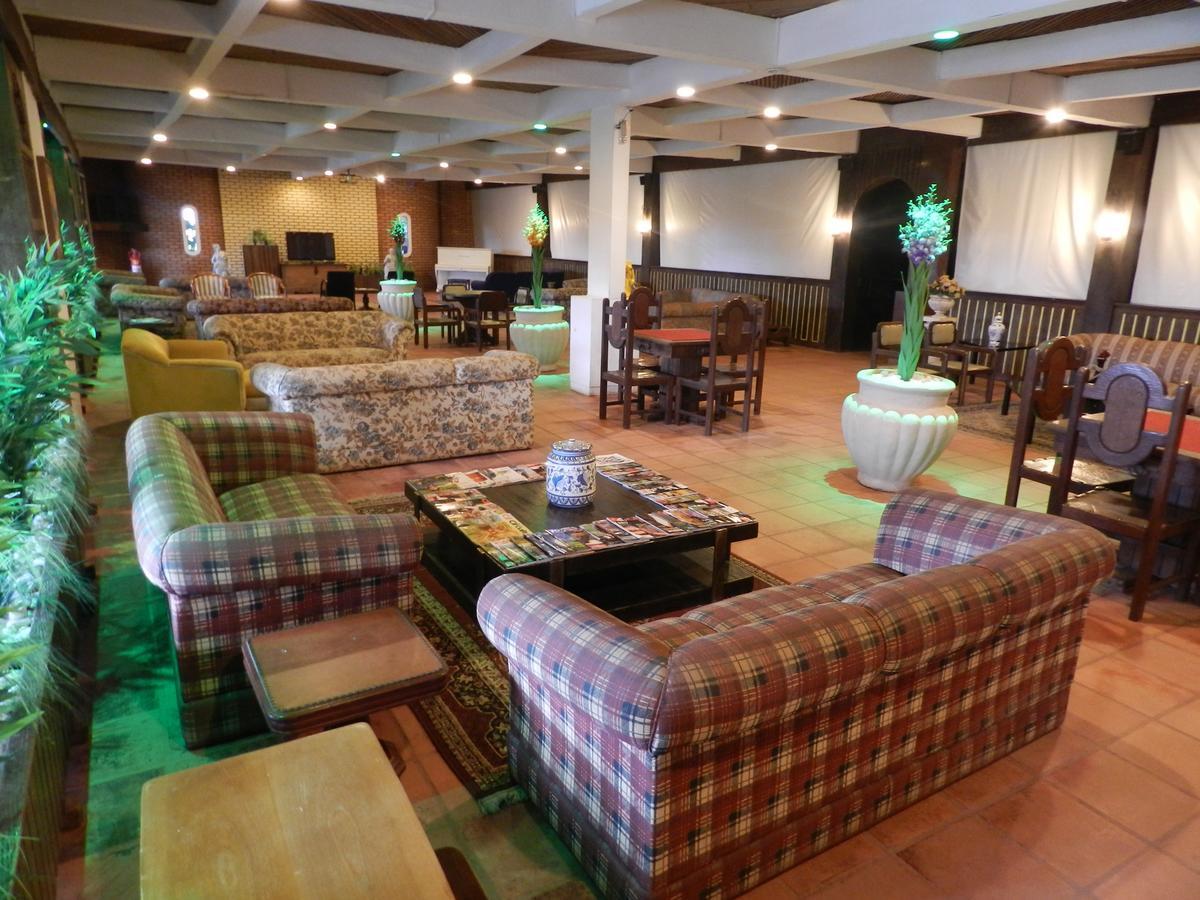 Eduardos Park Hotel Cotia  Exterior photo