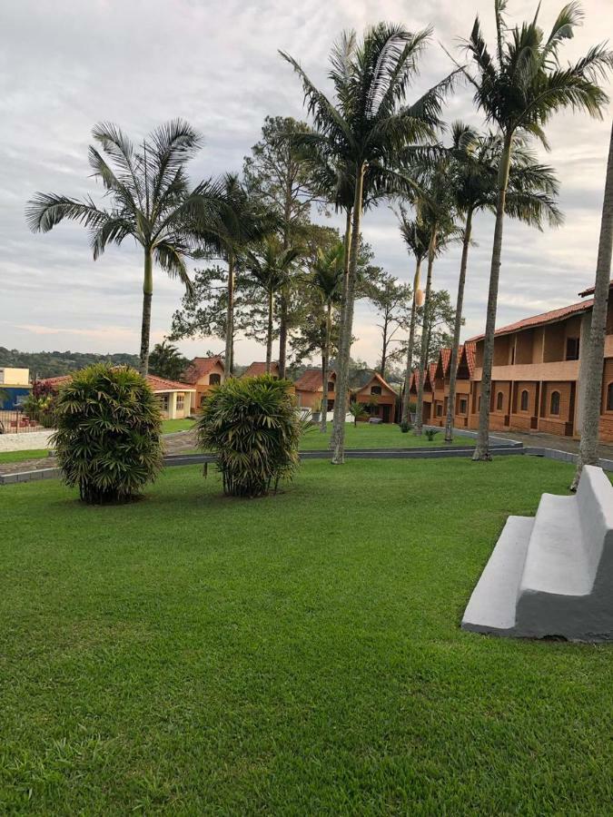 Eduardos Park Hotel Cotia  Exterior photo